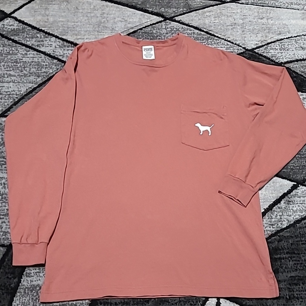 VS PINK 2018 CAMPUS DOG LOGO POCKET LONG-SLEEVE TEE-SHIRT